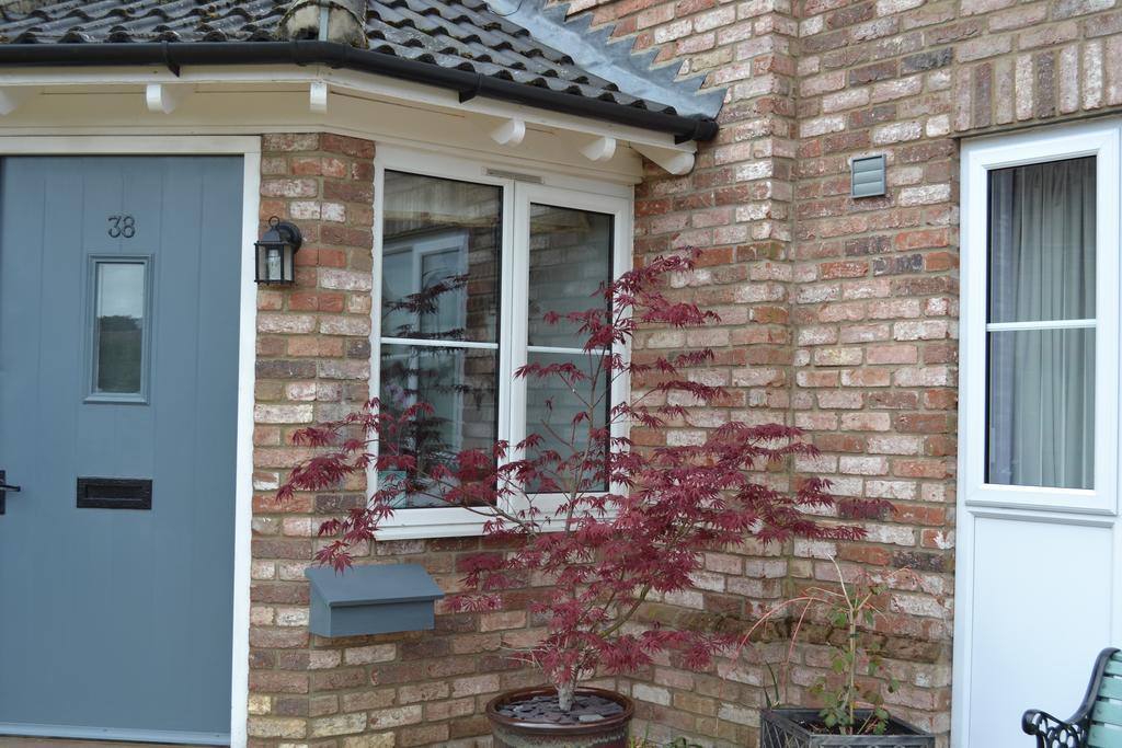 Acer Lodge Bed & Breakfast Mundford ภายนอก รูปภาพ